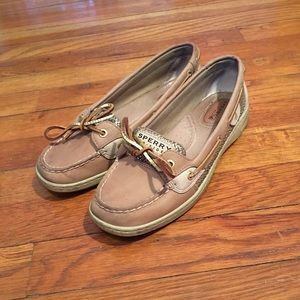 Sperry boat shoes